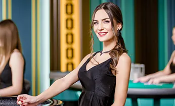 Dealer chuyên nghiệp và thân thiện tại bàn Baccarat của f8beta2 win